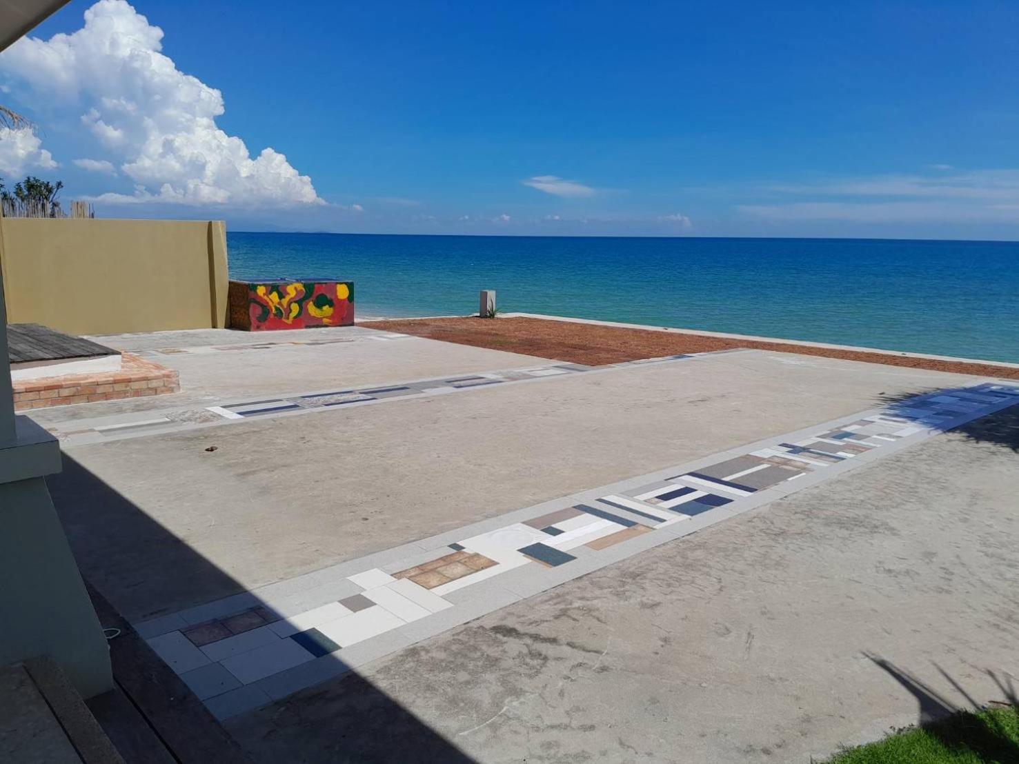 Wis Beach Khanom Bagian luar foto